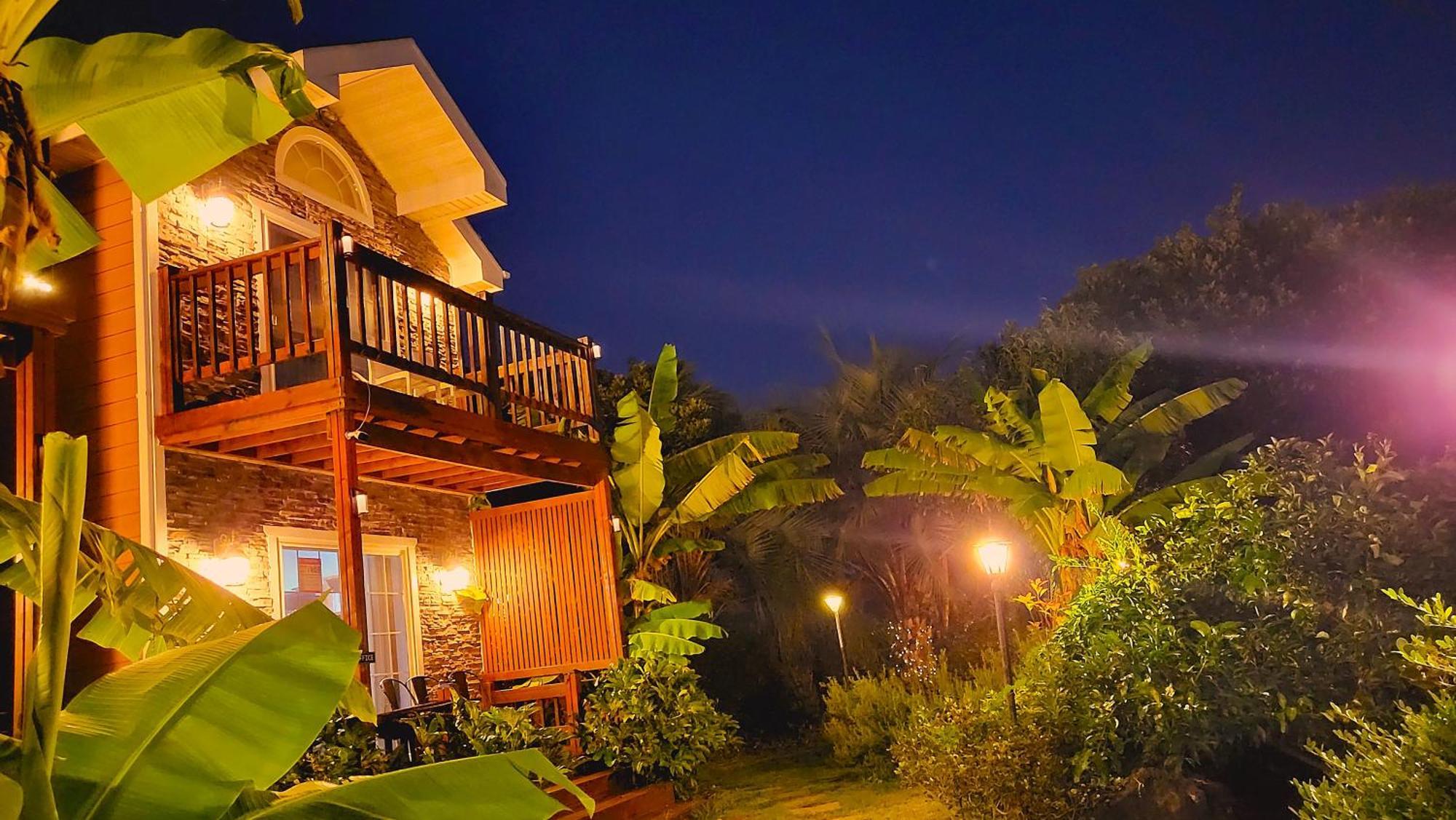 Jubilee Chalet Seogwipo Exterior foto