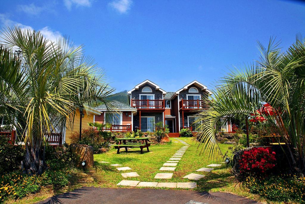 Jubilee Chalet Seogwipo Exterior foto