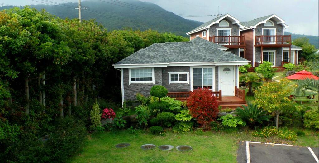 Jubilee Chalet Seogwipo Exterior foto
