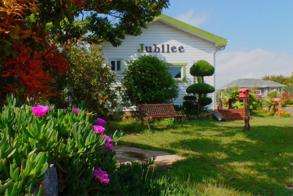 Jubilee Chalet Seogwipo Exterior foto
